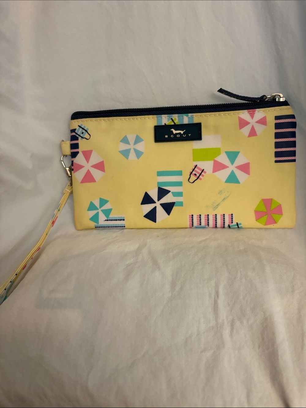 Scout Yellow Beach Umbrella Wristlet